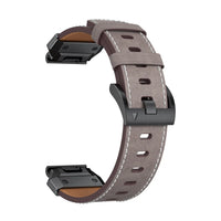 Bracelet Brise cuir perforé taupe, vue de seul - Garmin QuickFit 22mm