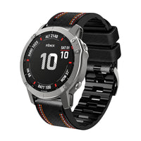 Bracelet Safran cuir et silicone noir, vue de face - Garmin QuickFit 26mm