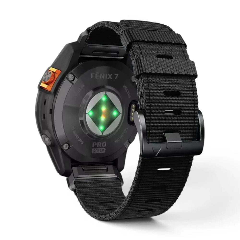 Bracelet Garmin Kevlar nylon militaire coloris noir vue dos - Clipz-it